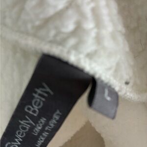 Sweaty Betty Off-White Textured Knit Top